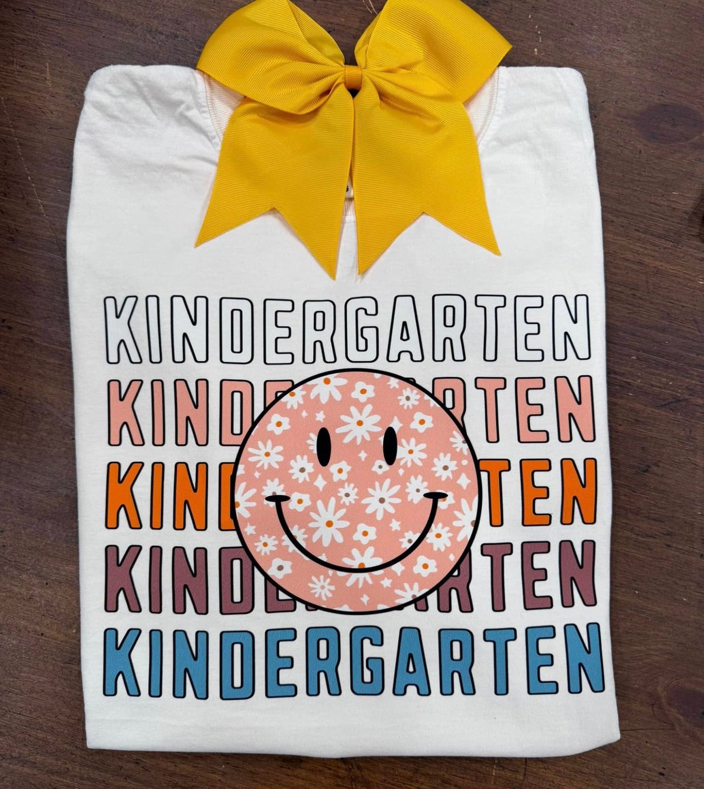 Kindergarten Smiley - Ivory